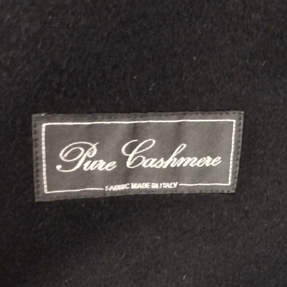 Bill Blass Signature Pure Cashmere coat - Picture 12 of 13